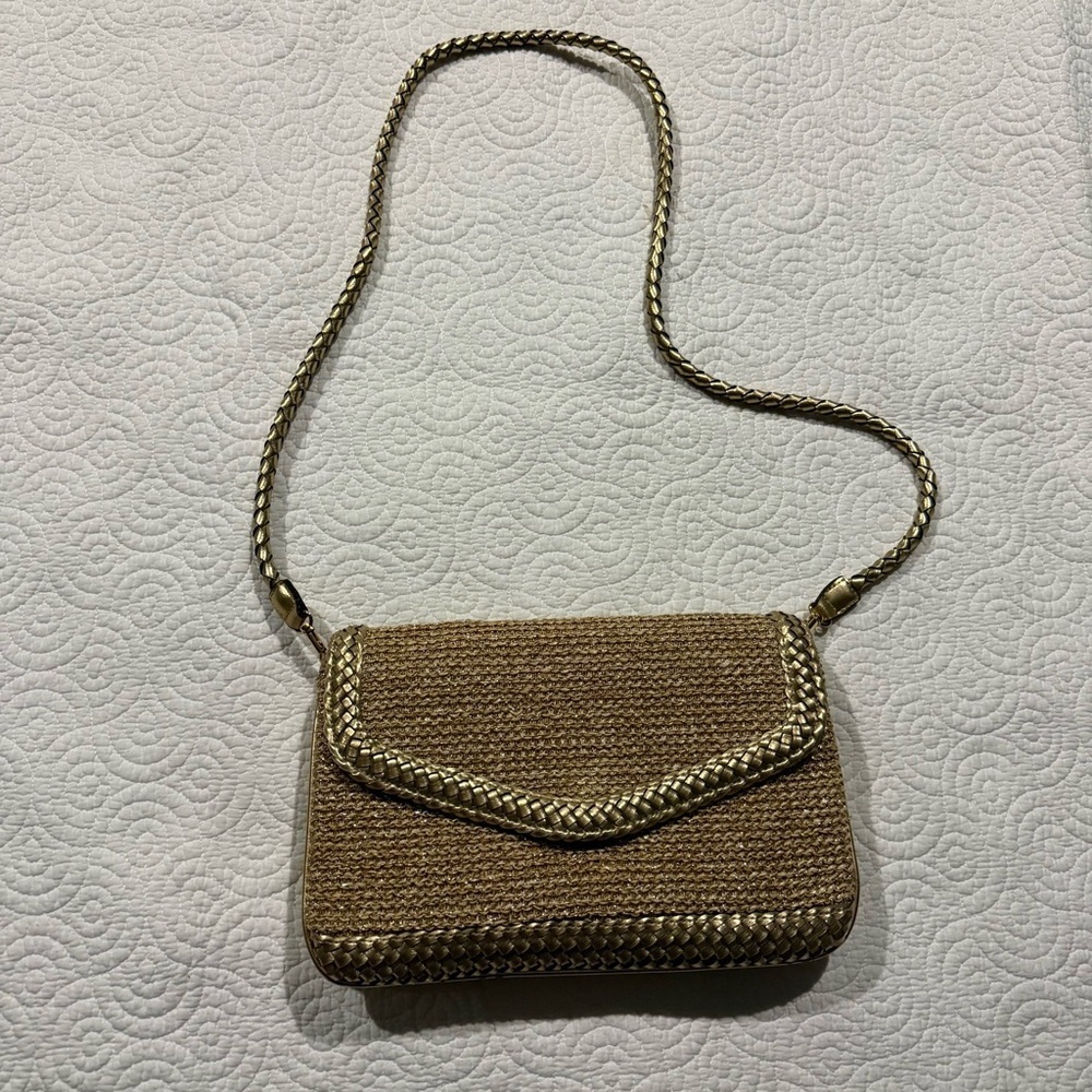 Elegant Tan Woven Shoulder Bag